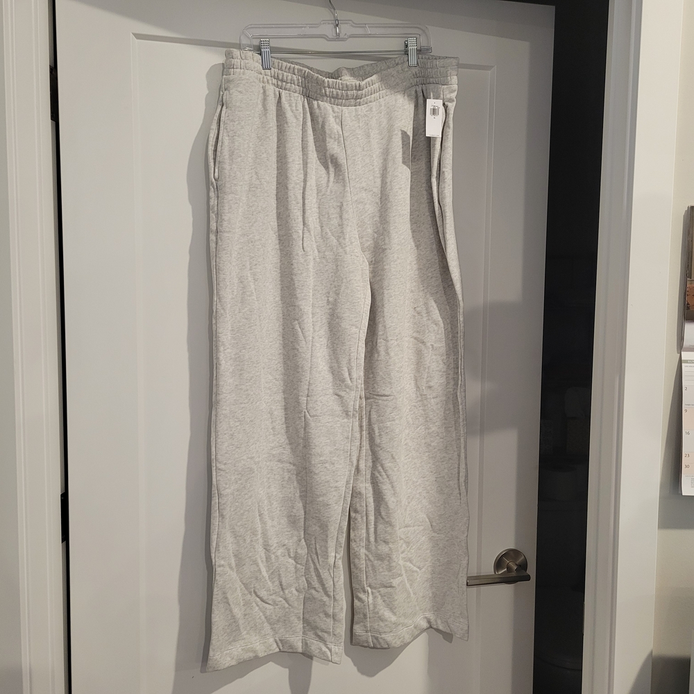 Old Navy Light Gray Comfy Pants